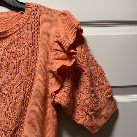 Fashionable crochet sweater dress - Picture 3 of 7